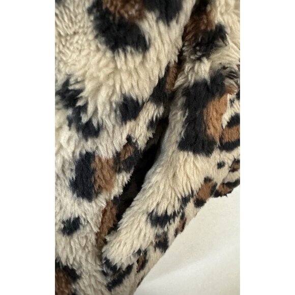 Torrid Animal Print Full Zip Fuzzy Sweater Size Med/Lrg (00) - Picture 5 of 7